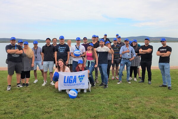 Online térben az ifjúság 